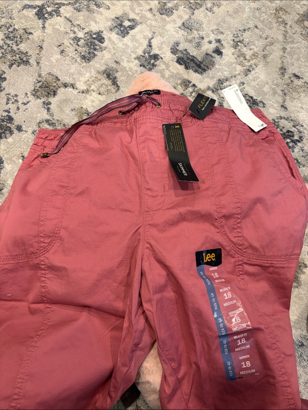 Lee Rose-Pink Cargo shorts